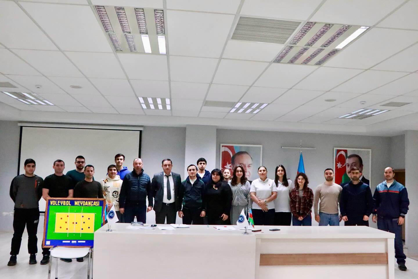 Voleybol hakimliyinə yeni cəlb olunan şəxslər üçün növbəti seminar keçirilib.